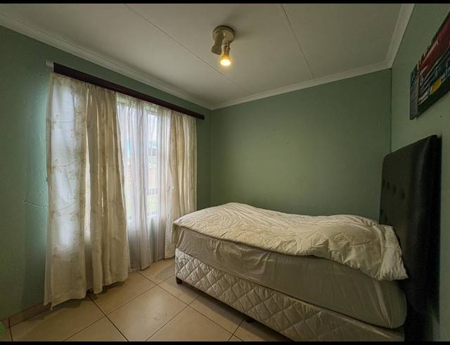 3 BEDROOM HOUSE FOR SALE IN SONNEVELD